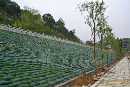 生態袋改造城市防洪渠