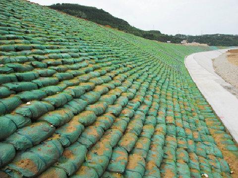 宏祥生態袋邊坡防護技術簡介