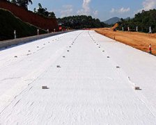 公路工程土工布有哪些特點？